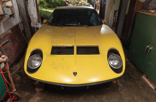 Капсула времени: Lamborghini Miura 1969