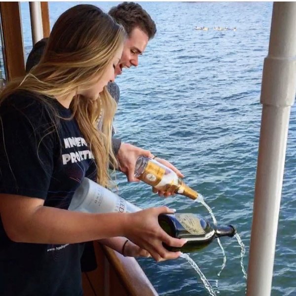 Богатые дети делятся в Instagram вызывающими зависть снимками роскошных яхт и пятизвездочных отелей