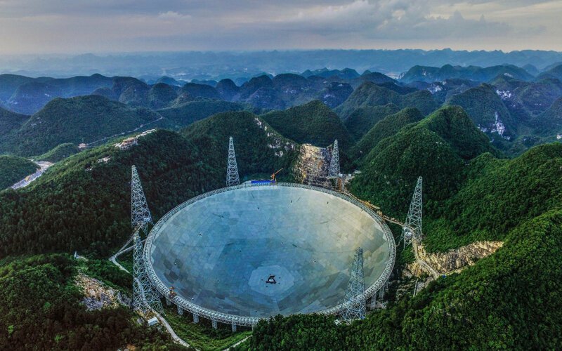 Китайским астрономам удалось записать загадочные радиосигналы из космоса