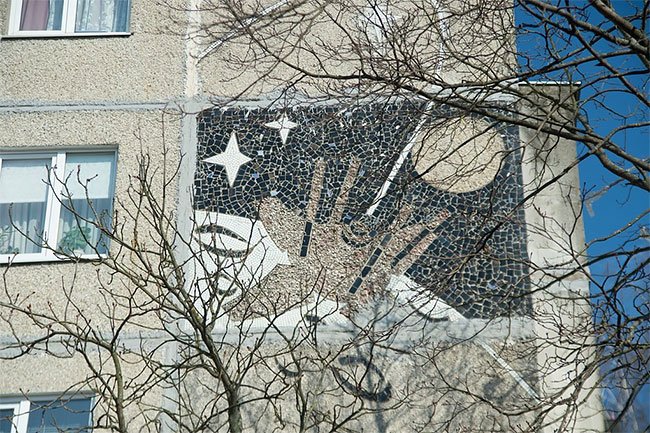 Самые красивые уличные мозаики, оставшиеся с советских времен