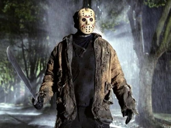 Соблазнительный косплей на Джейсона Вурхиза (Jason Voorhees) — какая девушка вам больше по душе?