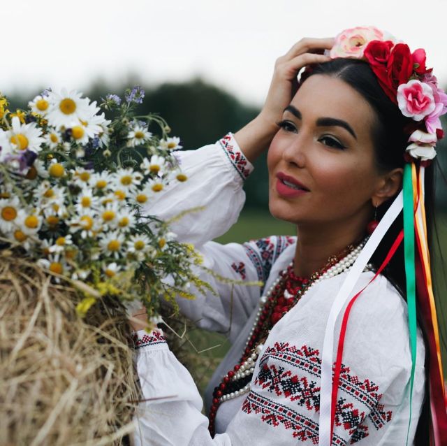 Красавица из Калуги покорила жюри конкурса "Миссис Европа - 2019"