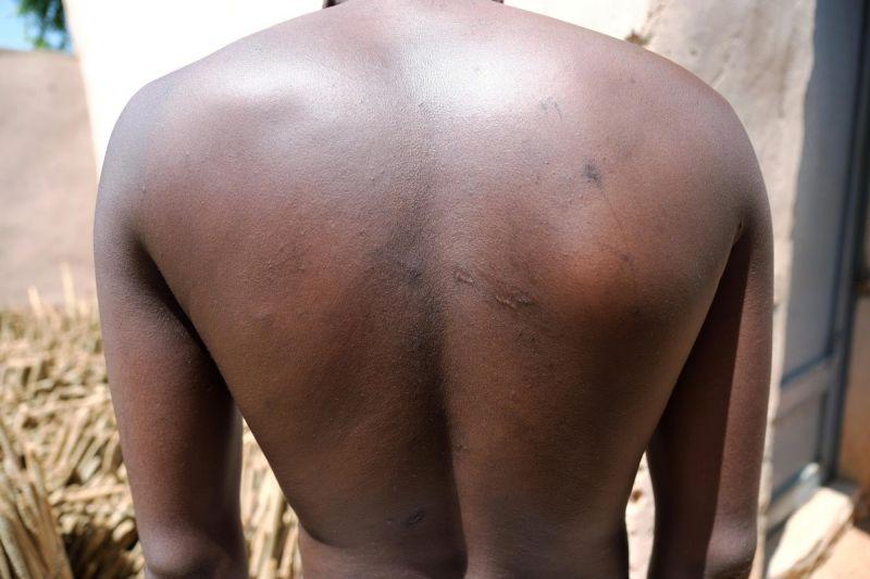 Пытки учеников в религиозных школах Нигерии