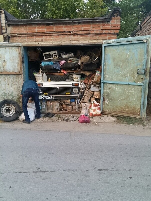 Гаражи, в которых можно найти что угодно