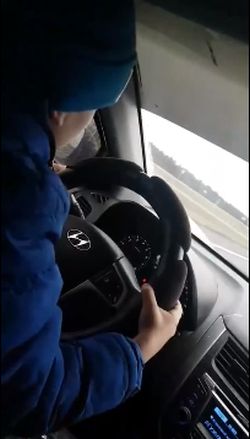 В Татарстане мать усадила 9-летнего сына за руль
