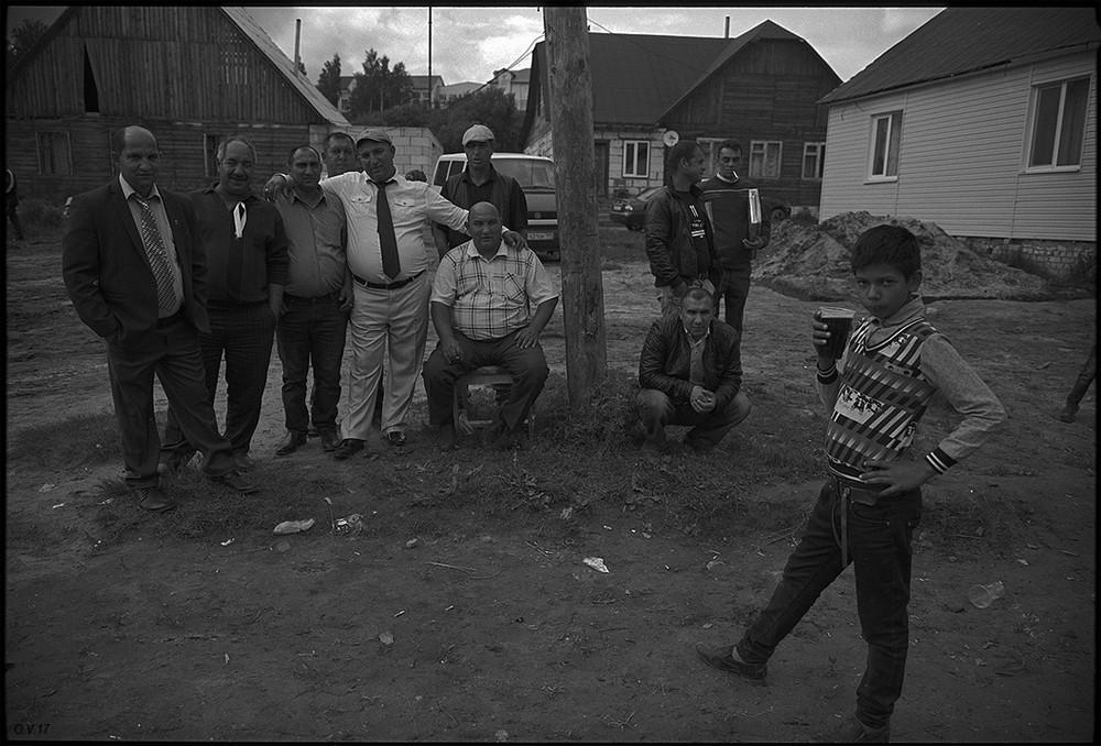 Неприукрашенная Россия на эмоциональных черно-белых фотографиях Олега Виденина