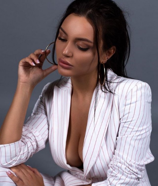 Титул «Мисс Москва — 2019» получила 23-летняя таможенница 
