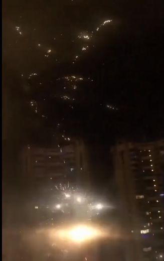 В Краснодаре в новогоднюю ночь от попадания фейерверка загорелась квартира в жилой многоэтажке на Черемушках