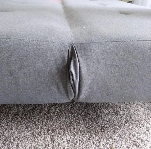 Купил новый диван, что делать со складкой?