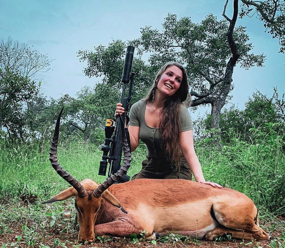 Убийцы с милыми лицами: Instagram-аккаунт, посвященный любительницам охоты и рыбалки Всячина
