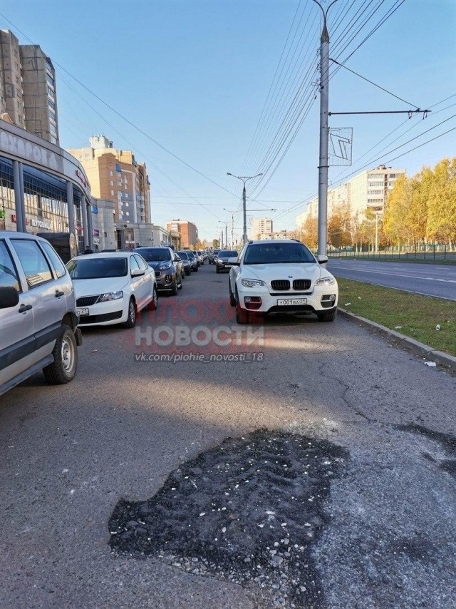 Не давал проехать пожарке