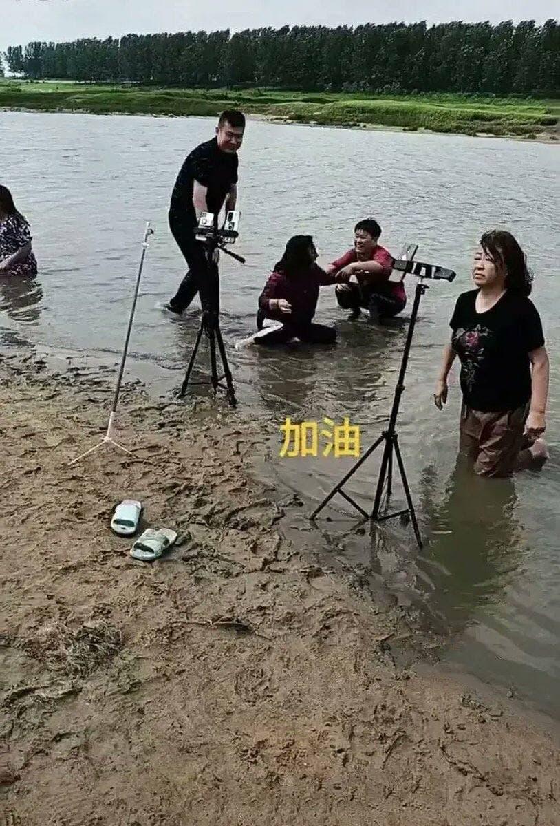 Китайцы зарабатывают на наводнении evergreen,Всячина