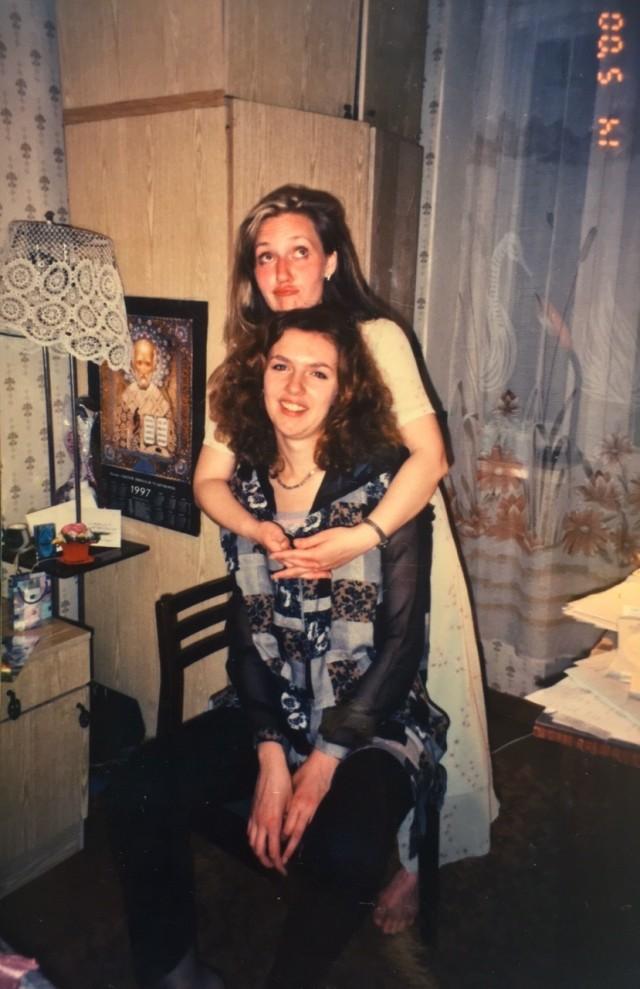 Девушки из 90-х 