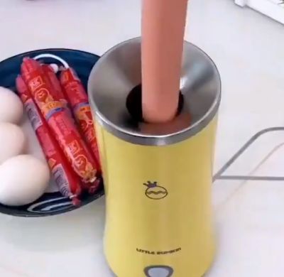 Необычный прибор для приготовления сосиски в яйце