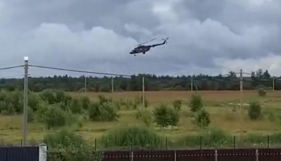 Момент жёсткой посадки вертолёта МИ-8 под Гатчиной