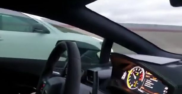 Lamborghini против Skoda Octavia