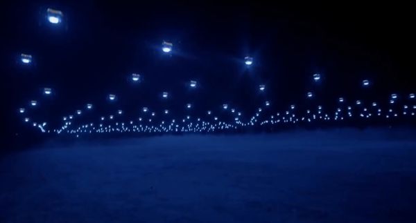 Американец подготовил световое шоу из дронов в честь Хэллоуина
