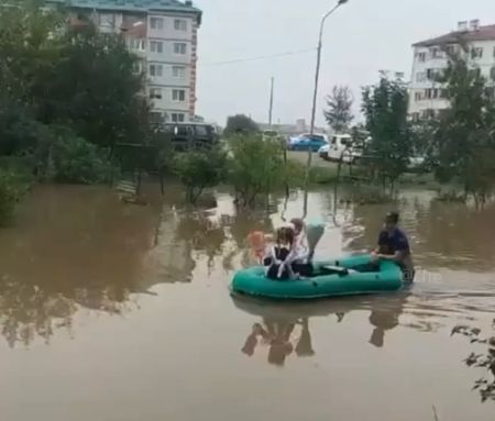 Приморье затопило, но линейка есть линейка⁠⁠