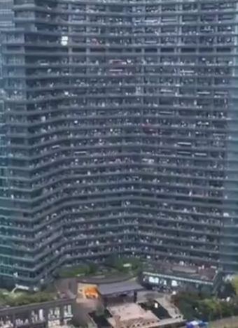 Многоквартирный дом на 30 000 жителей, Regent International в Ханчжоу, Китай