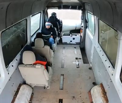 Супермен пролетел сквозь маршрутку