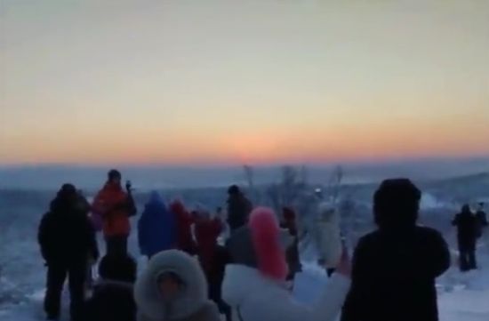 Жители Мурманска встретили первый рассвет после полярной ночи, длившейся 40 дней