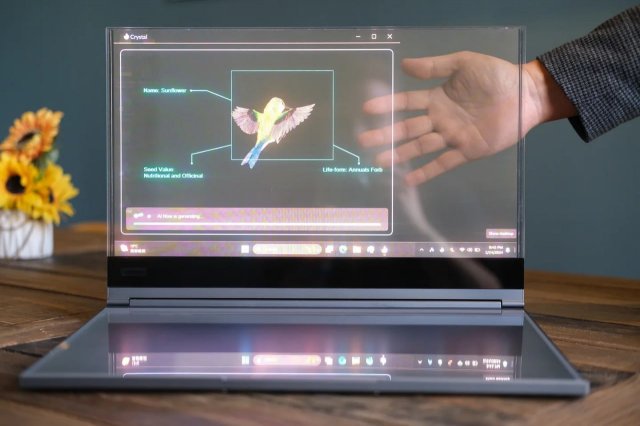 Ноутбук с прозрачным экраном: как выглядит революционное устройство