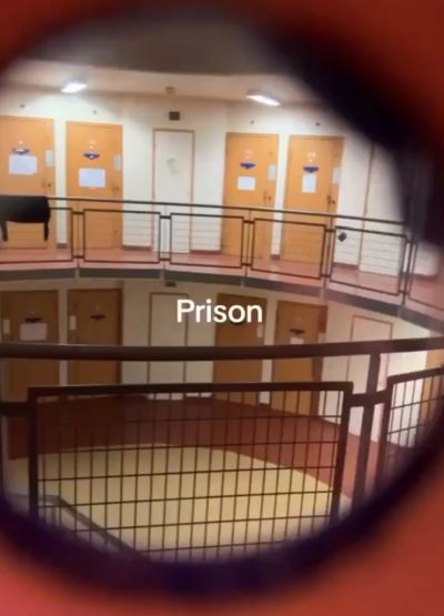 Тюремная камера во Франции