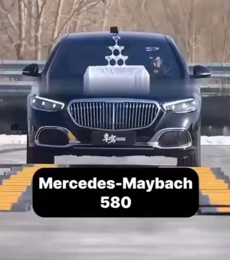 Китайцы троллят Mercedes⁠⁠