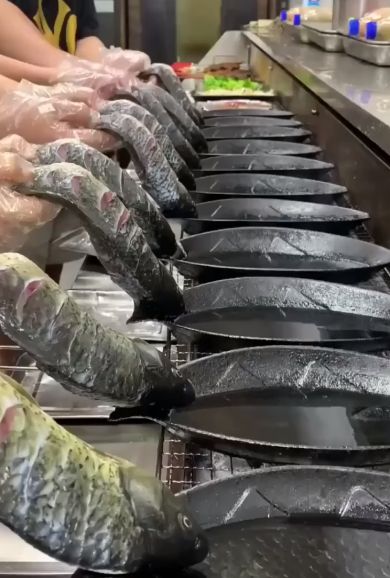 Рыбов готовят⁠⁠