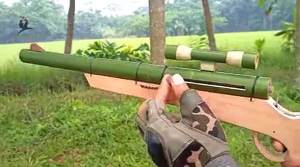 Интересная поделка из бамбука