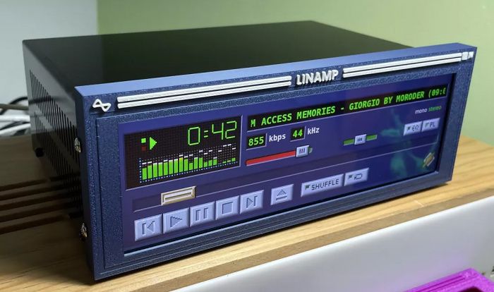 Энтузиасты воскресили легендарный Winamp, превратив его в физический плеер⁠⁠