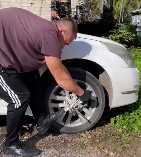 Краткое видео о том как поменять стойки стабилизатора самостоятельно...⁠⁠