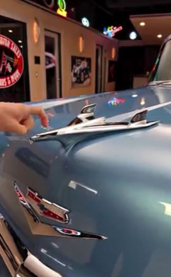 9-местный универсал Chevrolet 210 Beauville 1956 года