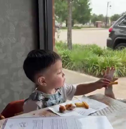 Какой добрый малыш