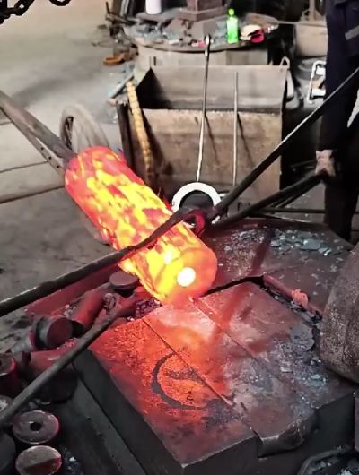 "Ты у меня первый"