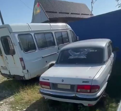 - Доктор, пациент умер. - не в мою смену!⁠⁠