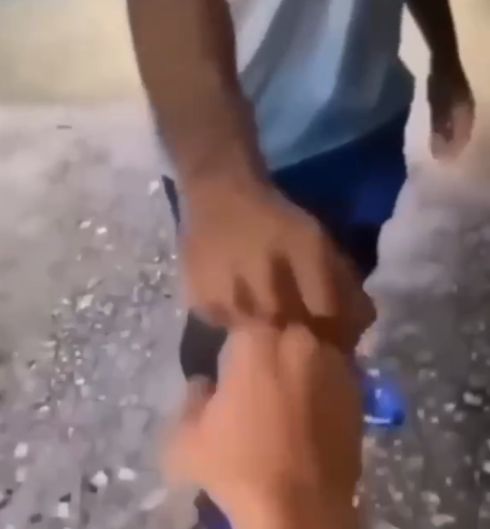 Такой вот fist bump