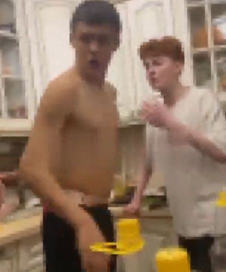 Все! Это п*зда! Это п*зда!"