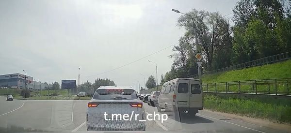 Привет, один тут суету наводишь?