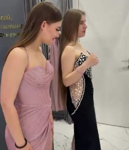 Выпускницы