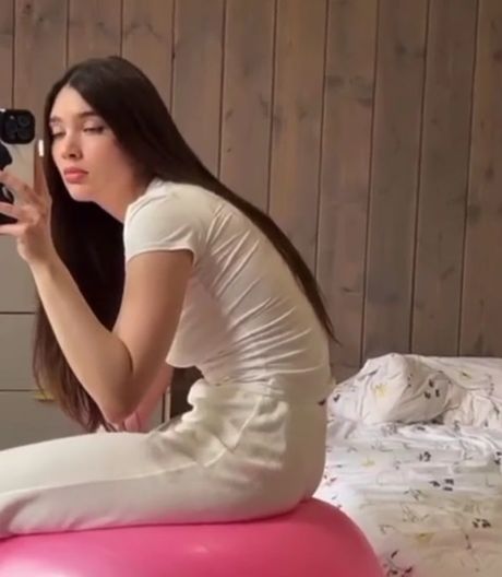 Не сутулься⁠⁠