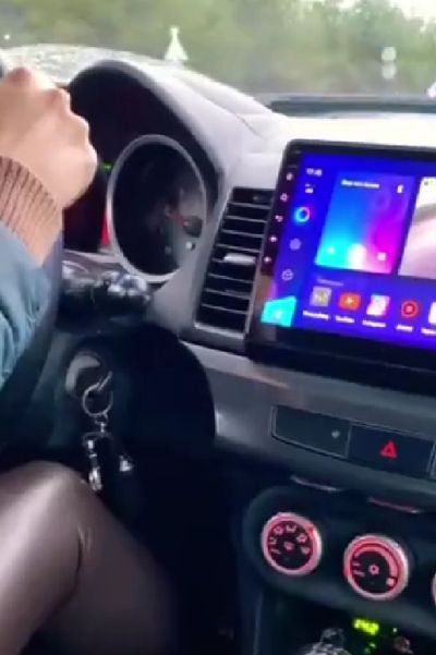 Недовольная автоледи