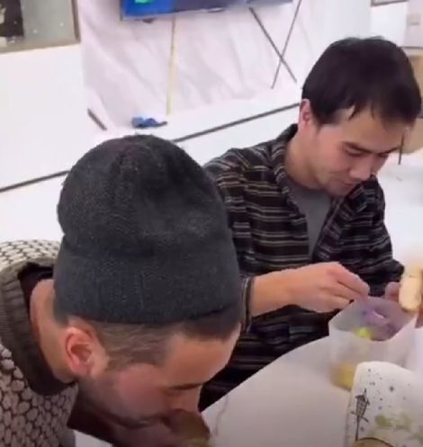 "Ну что, как вам свинина? Вкусно?"