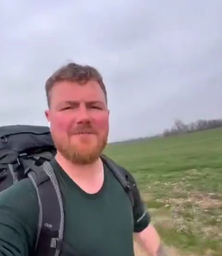 Пожелаем удачи этому путешественнику