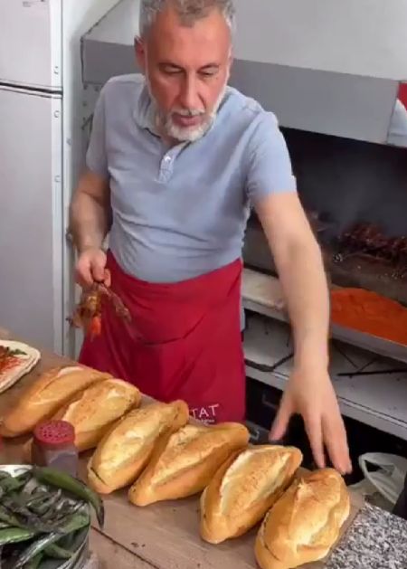 Это чертовски вкусный хлеб!⁠⁠