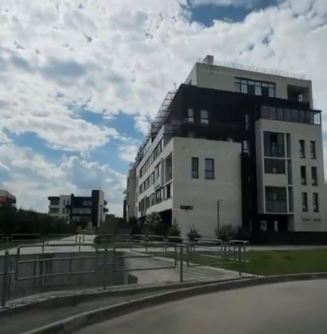Так выглядит новая квартира в ЖК бизнес-класса после двух лет аренды пары с маленьким ребёнком и собаками
