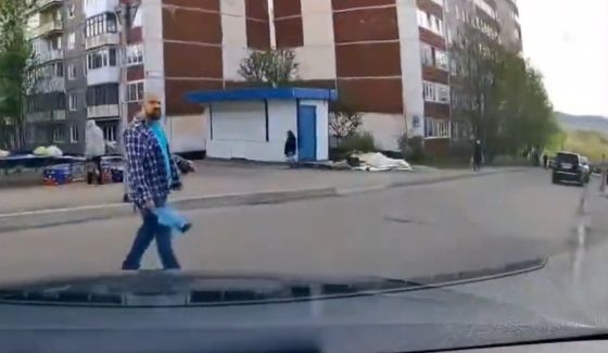 "Я на твои вопросы отвечаю, ты на мои!"