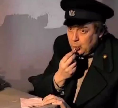 Не надо слюнявить...⁠⁠
