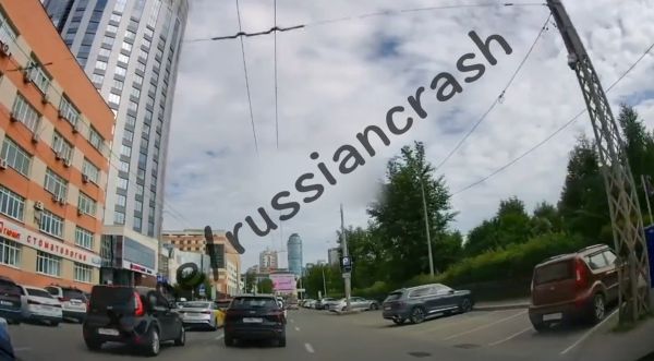 Лихо так встретились