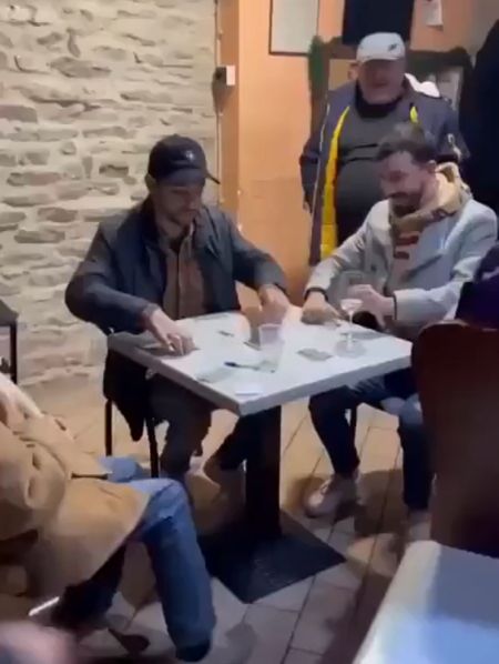 Не спи, дед